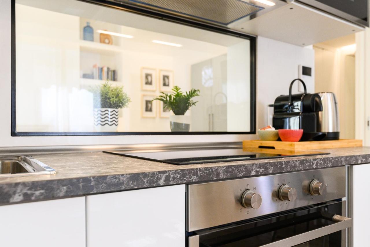 Modern & Elegant By Ndp Rent Apartment Rome Bagian luar foto